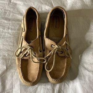 Sperry Top Sider mens size 7.5 boat shoes.
